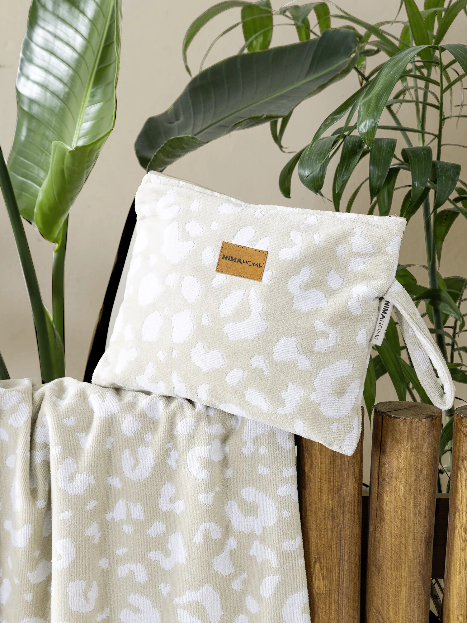 Αδιάβροχο Νεσεσέρ Θαλάσσης 23×32 Wildlife "Nima Home"