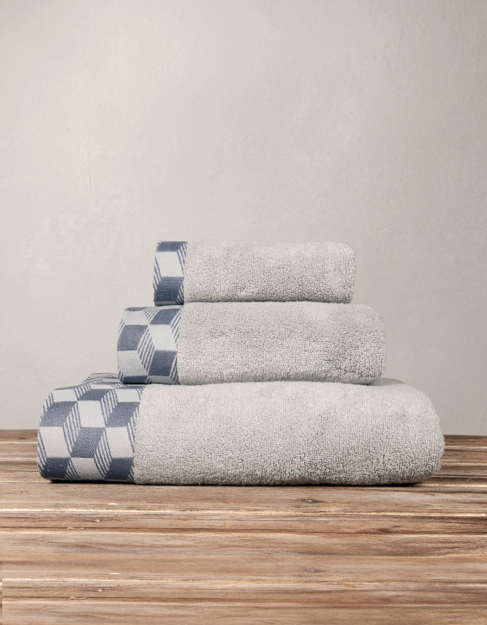 Πετσέτα Σώματος 90×145 Luxe Light Gray “Nima Home”