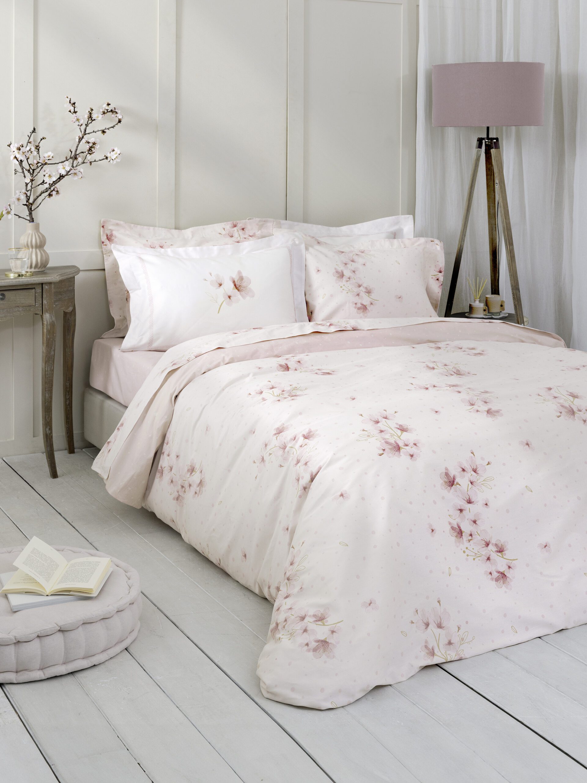 Σετ Σεντόνια Υπέρδιπλα με Λάστιχο - Forget Me Not - Υπέρδιπλα με λάστιχο (1 x 160x200+32 + 1 x 240x270 + 2 Μαξιλαροθήκες Oxford 4 πλευρών 52x72+5) "Nima Home"