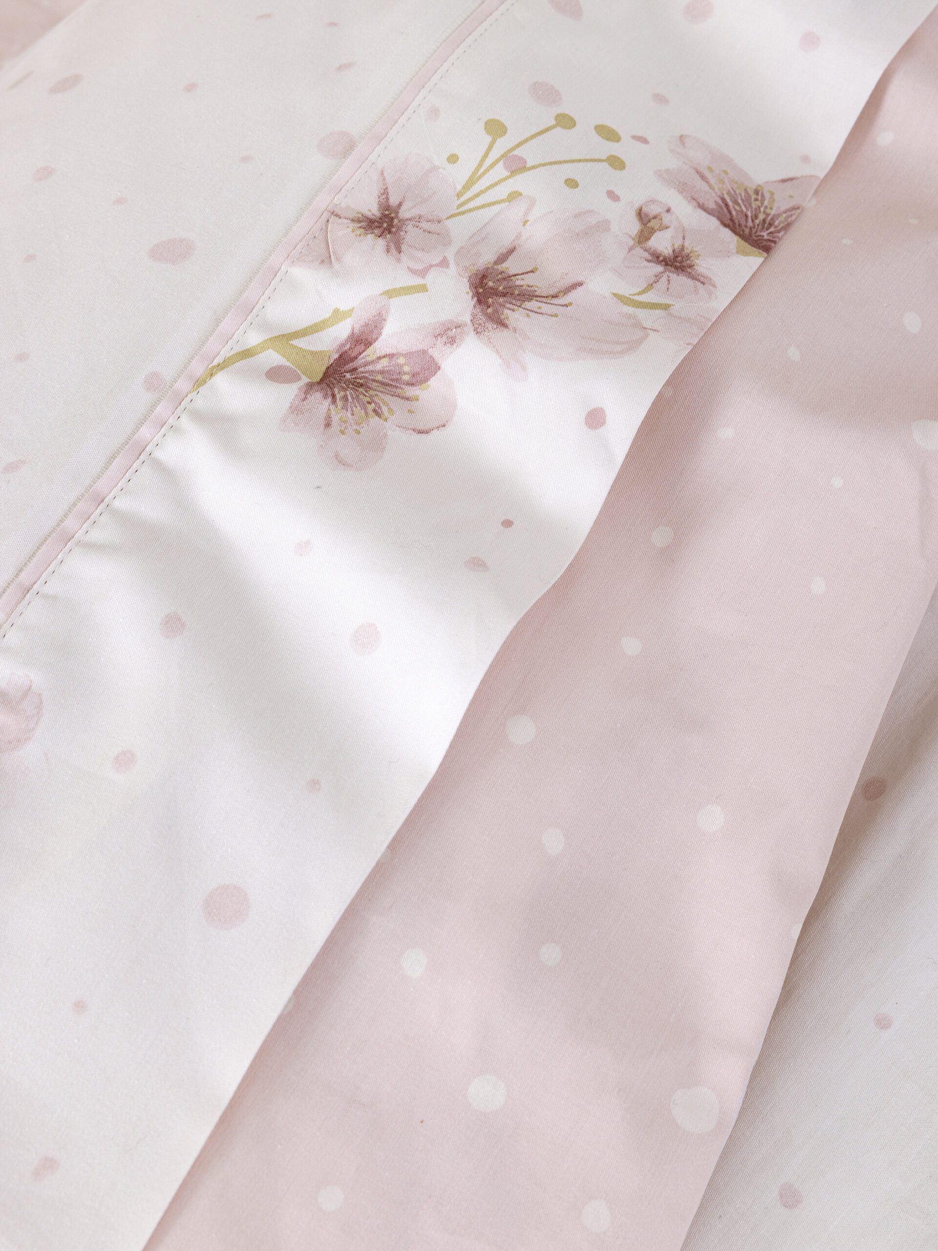 Σετ Σεντόνια Υπέρδιπλα με Λάστιχο - Forget Me Not - Υπέρδιπλα με λάστιχο (1 x 160x200+32 + 1 x 240x270 + 2 Μαξιλαροθήκες Oxford 4 πλευρών 52x72+5) "Nima Home" - Image 2